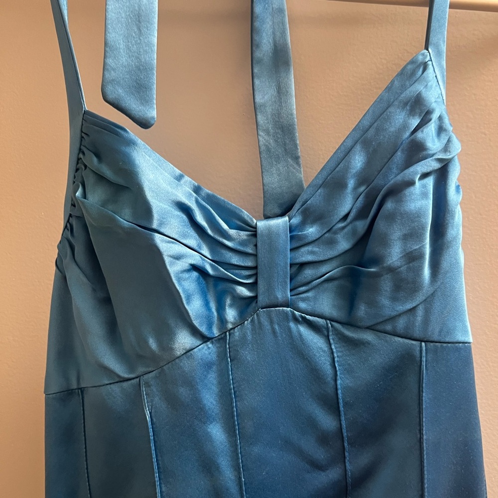 Bebe Sexy fitted 90’s prom dress (size 4)